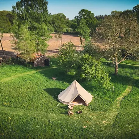 Boutique Tent 'pruum' Op Unieke Plek In Het Met Luxe Bed Luxury tent *